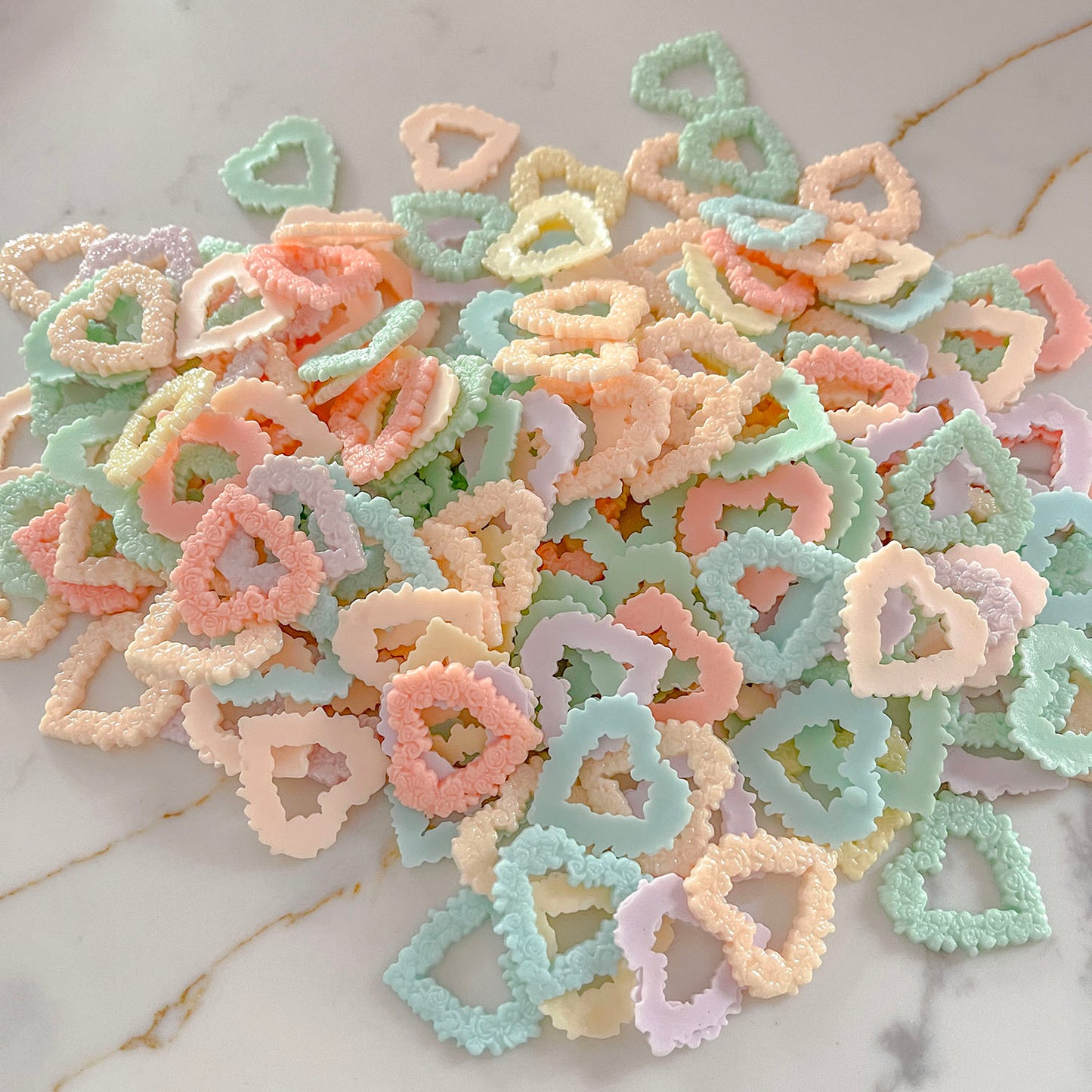 170pcs Resin floral heart cabochons CLEARANCE