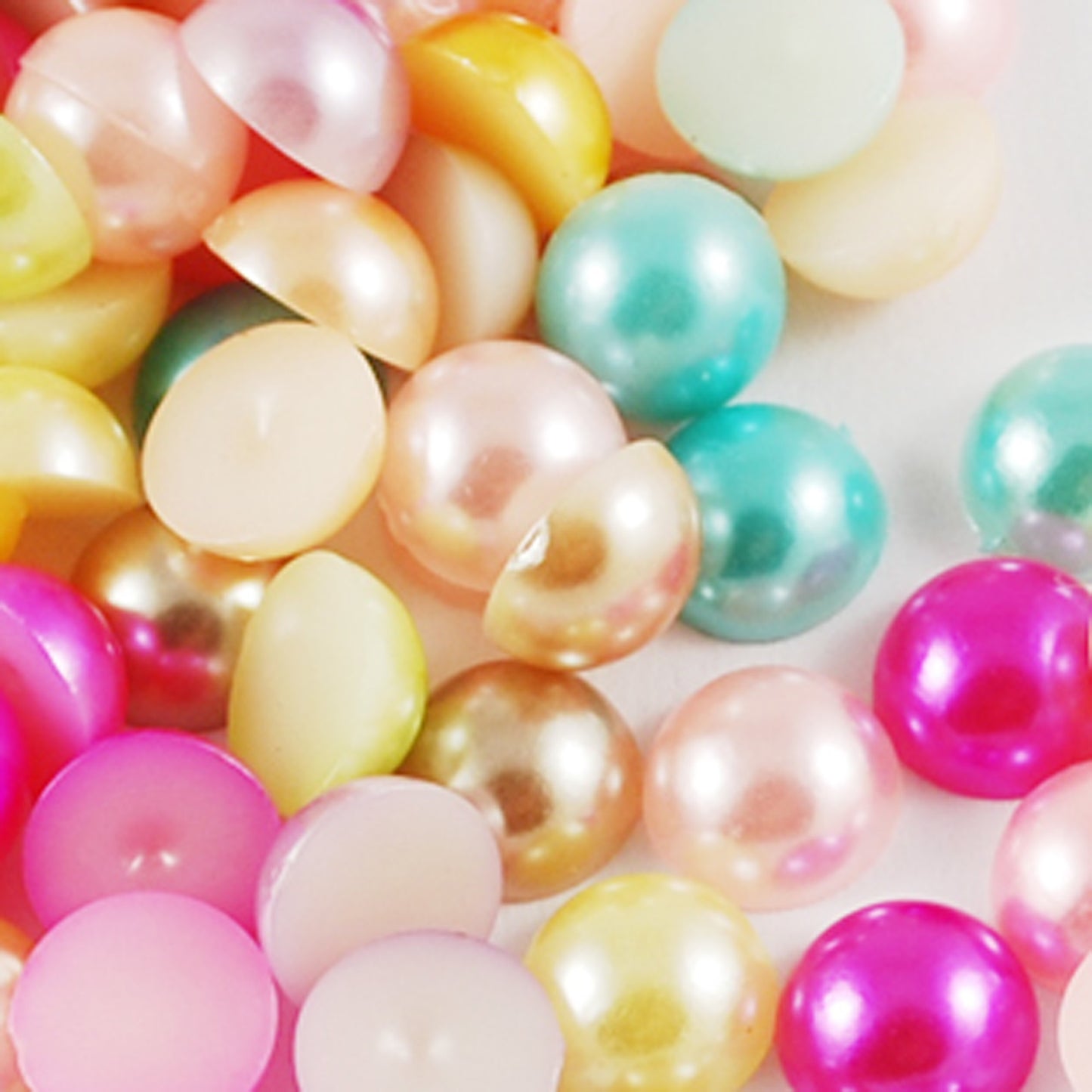 Bag of Plastic pearl cabochons, B GRADE