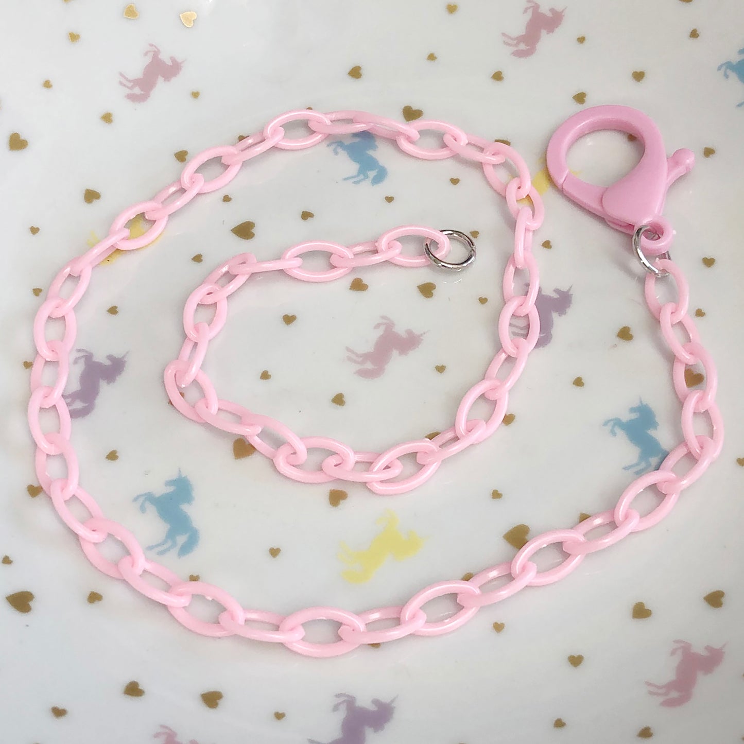 Pink plastic colour necklace chain