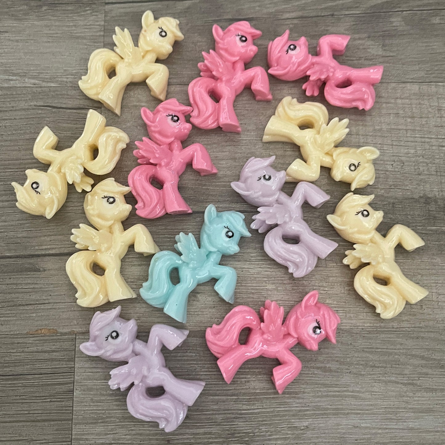 12 x My little Pony cabochons