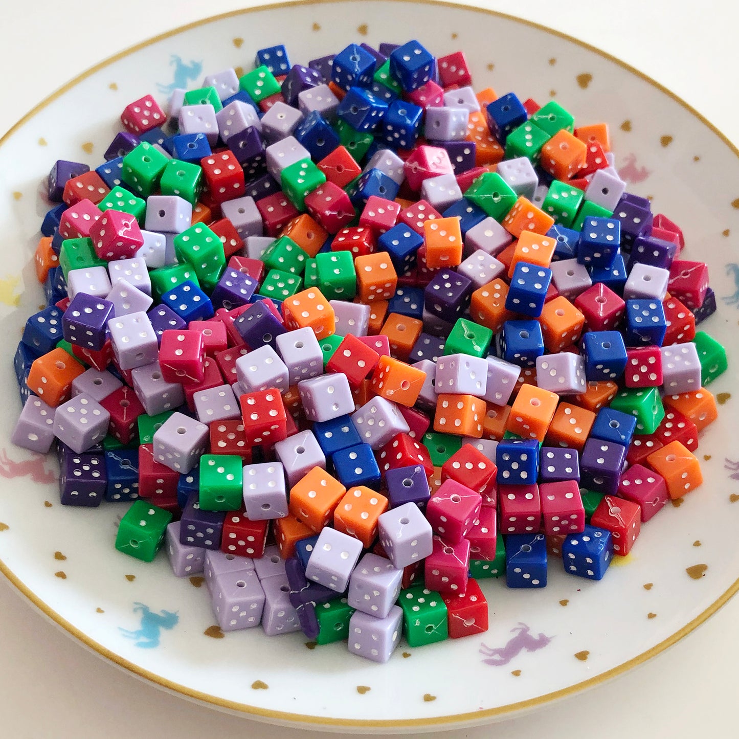 20 dice beads, mixed colour