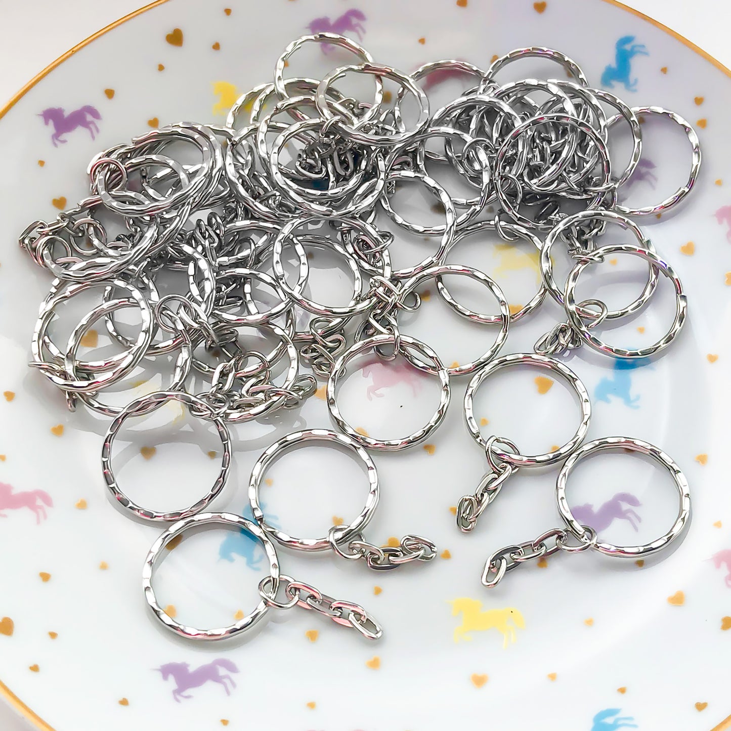 10 keyrings, 45mm long 25mm ring diameter