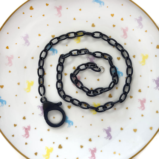 Black plastic colour necklace chain