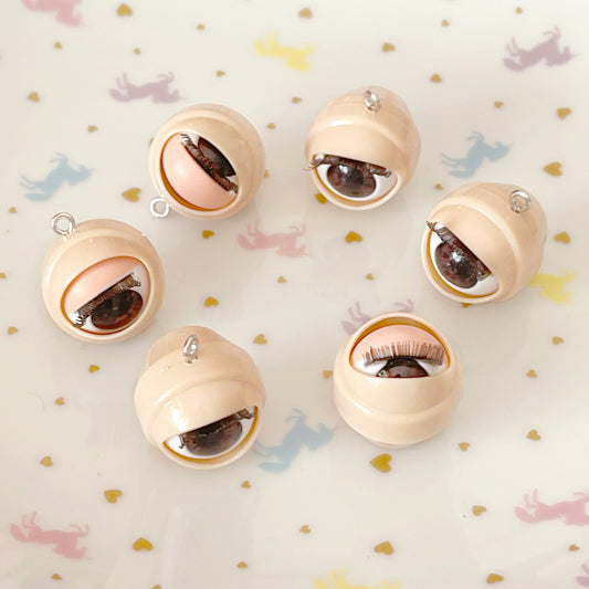 1 x Moving doll eye charm, Brown eye