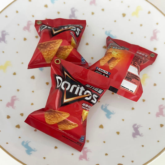 1 x Doritos crisps charm