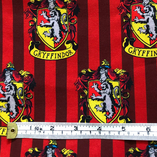 (DISCONTINUE) Gryffindor Potter 100% cotton fabric, HALF METRE