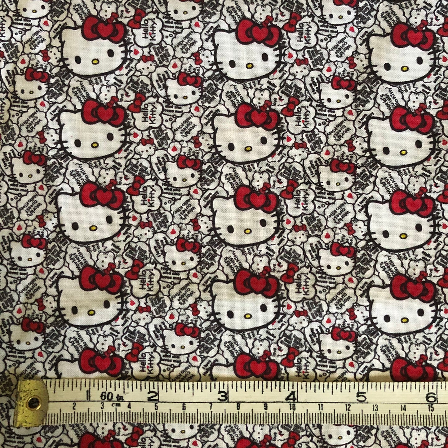 Hello kitty speech bubble fabric offcut