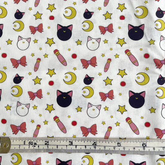 Luna & Artemis White fabric offcut