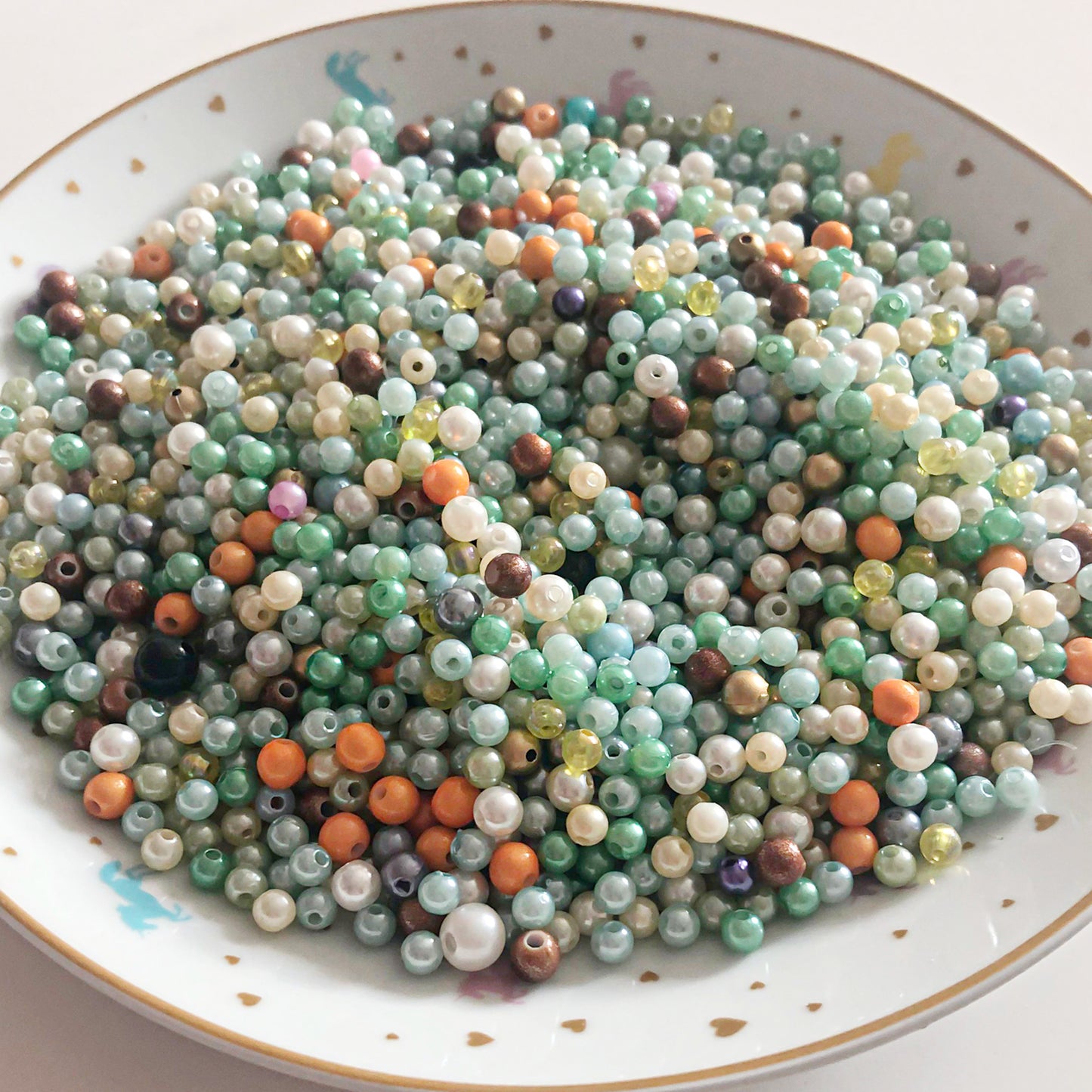 60 x Mermaid colour acrylic pearls, 5-6mm