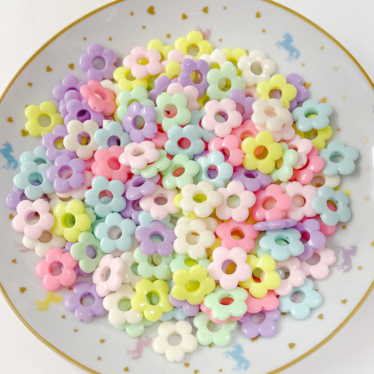 20 pastel daisy beads