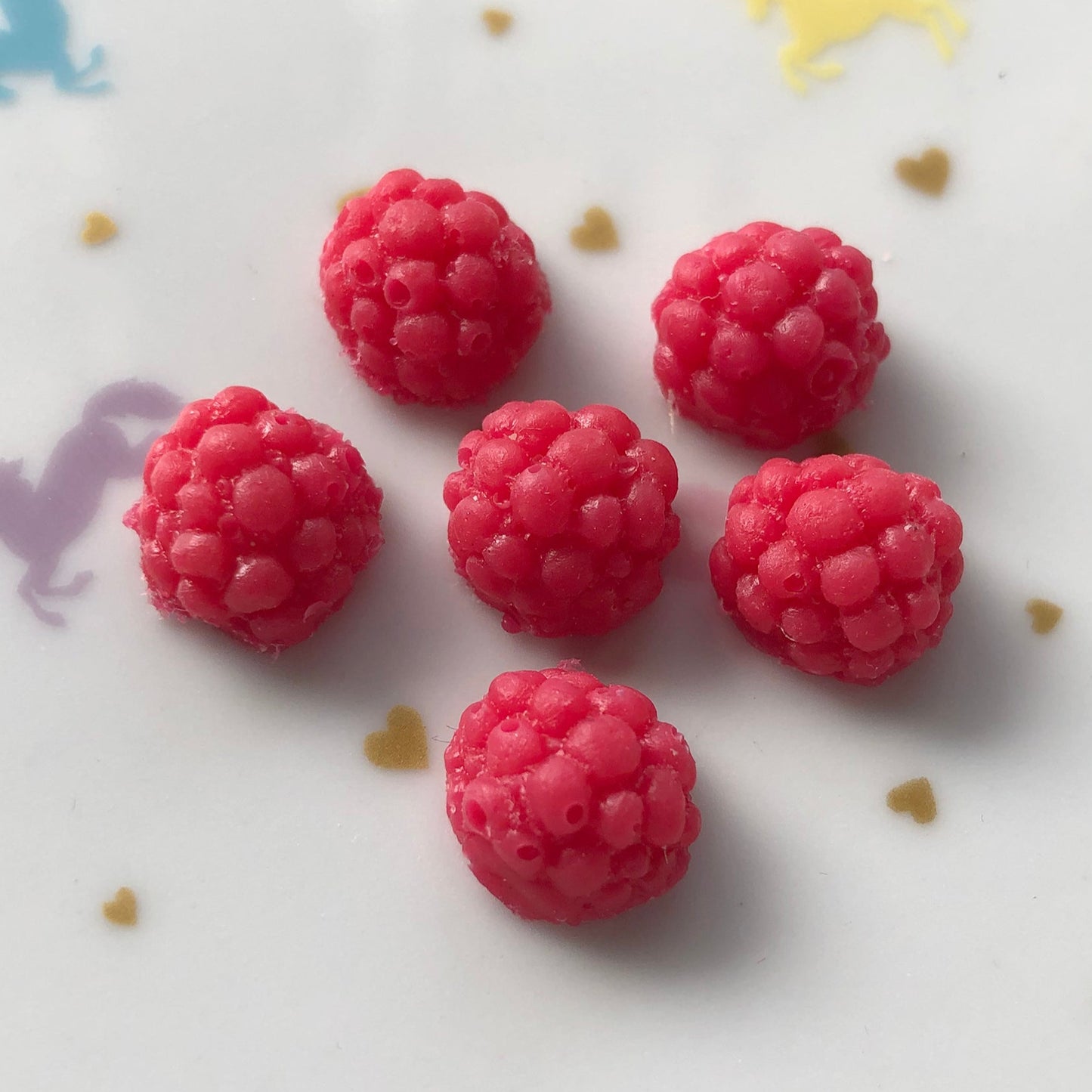 4 raspberry fruit pieces for decoden and more!