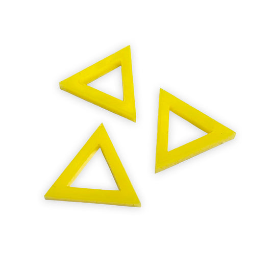 8 hollow triangle link shapes, 2cm