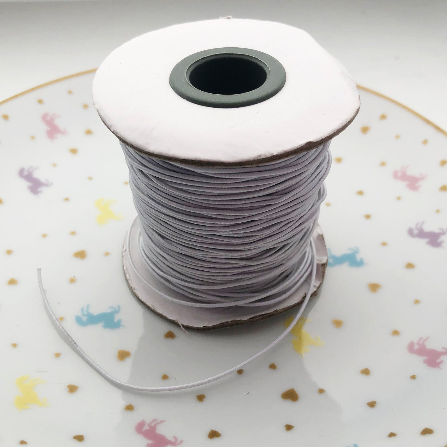 5M white 1mm thick elastic with nylon outer