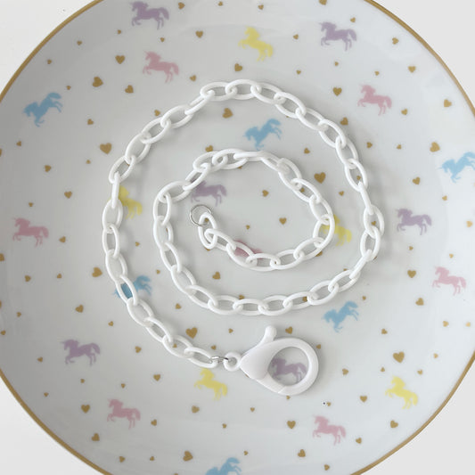 White plastic colour necklace chain