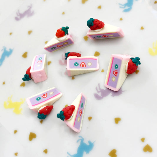 6 cabochon strawberry cream cake slices